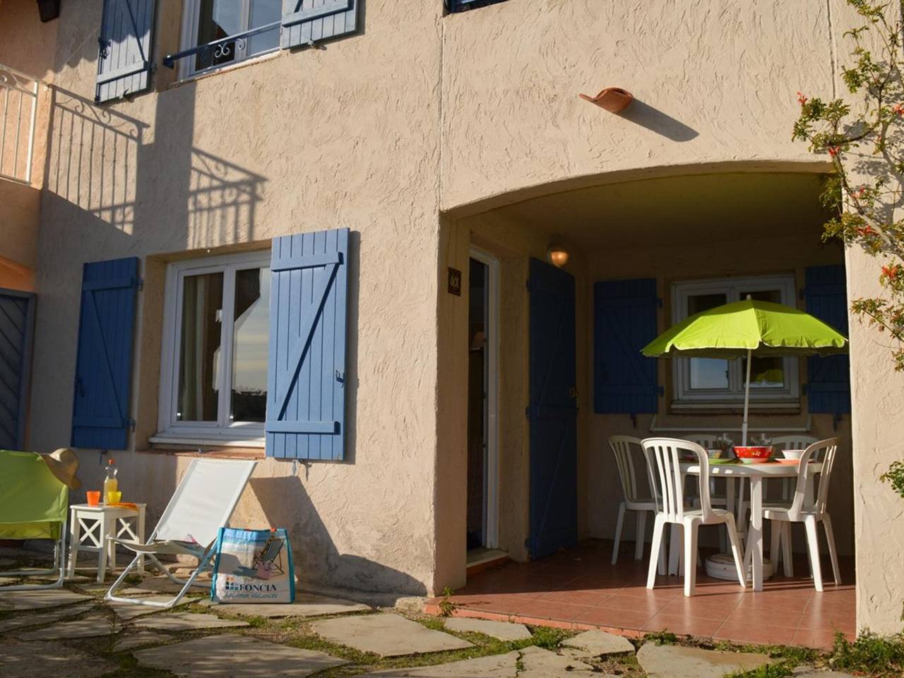 Appartement De Vacances pour 5 Personnes dans Roquebrune-sur-Argens, Région de Draguignan