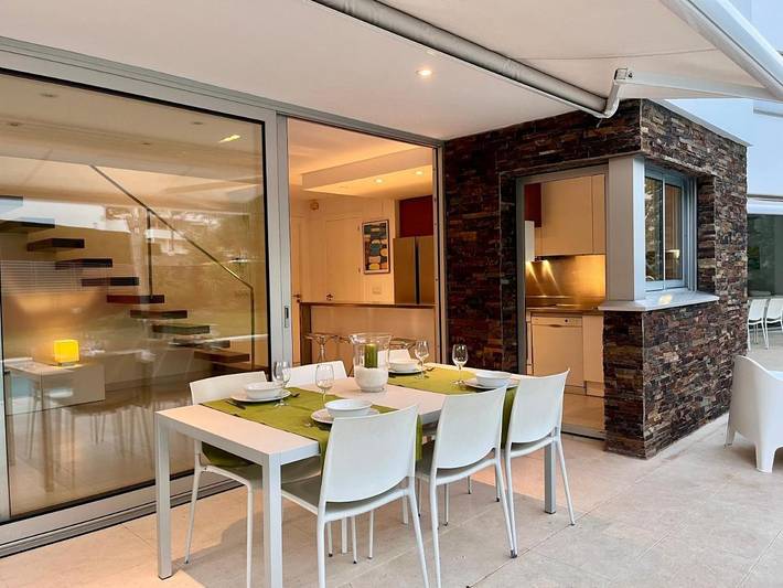 Location de vacances pour 13 personnes, avec piscine et jardin à El Port de la Selva - 3