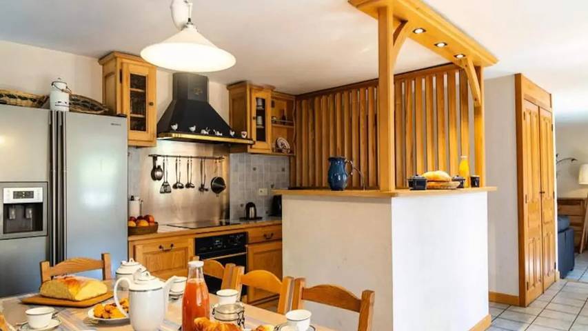 Gîte pour 9 personnes, avec piscine et jardin à Brion (Lozère) - 4