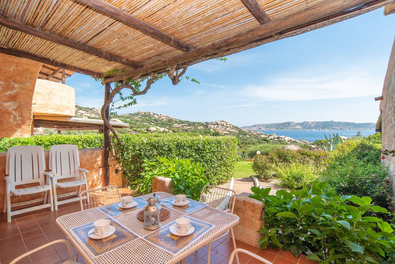 Appartamento intero, Flat La Quercia – Vista mare Nel centro di Porto Rafael in Palau (Sardegna), Gallura