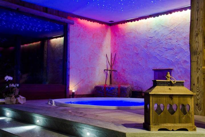 Location de vacances pour 2 personnes, avec sauna ainsi que jacuzzi et jardin dans Brusson - 4