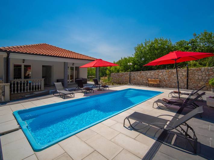 Ferienhaus für 8 Personen in Bribir