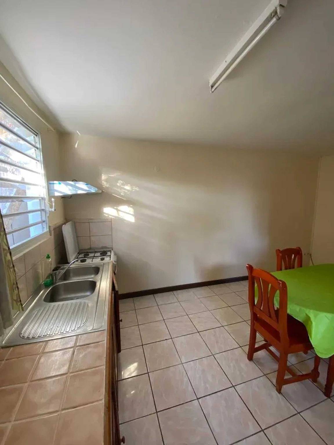 Maison confortable avec terrasse à Vieux-Habitants in Vieux-Habitants, Guadeloupe