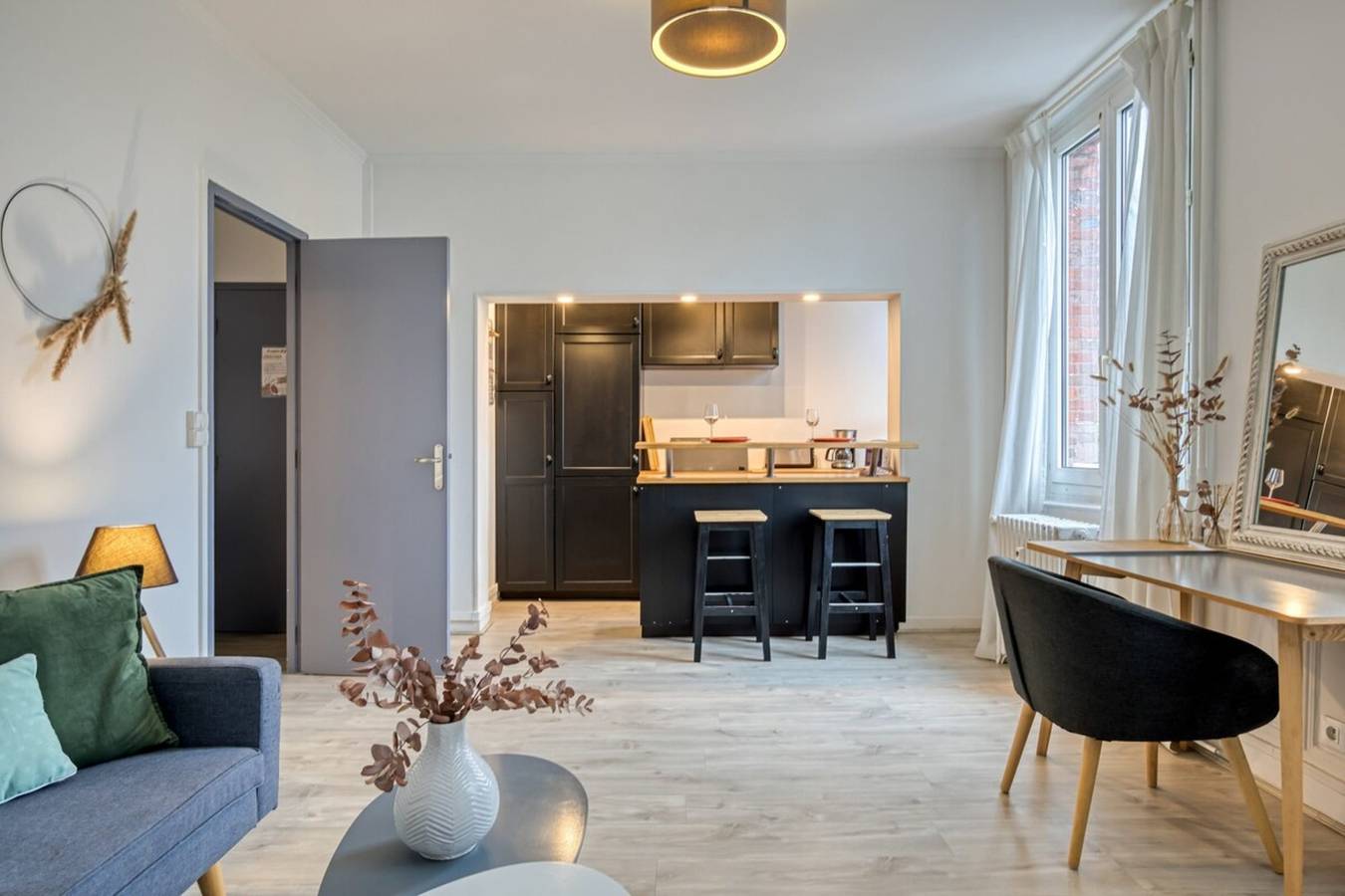 Apartamento entero, The Flaubert: accommodation with parking in the heart of the city center in Ruan, Región de Rouen