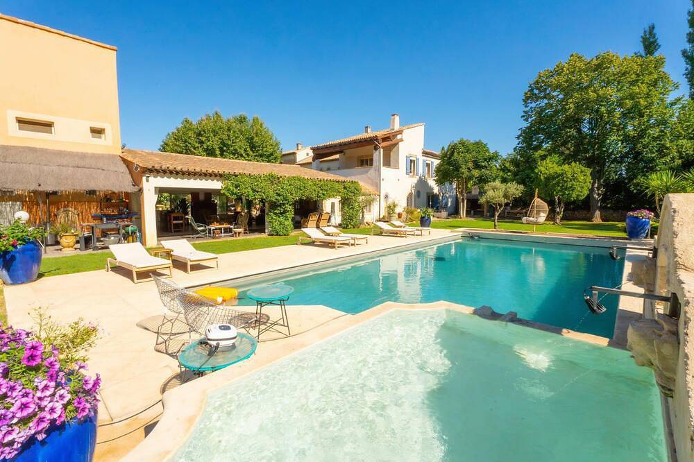 Belle Villa Provençale Dans Parc Paysagé de 2Ha Avec Piscine, Sauna, Balnéo in Grans, Costa mediterránea (Francia)