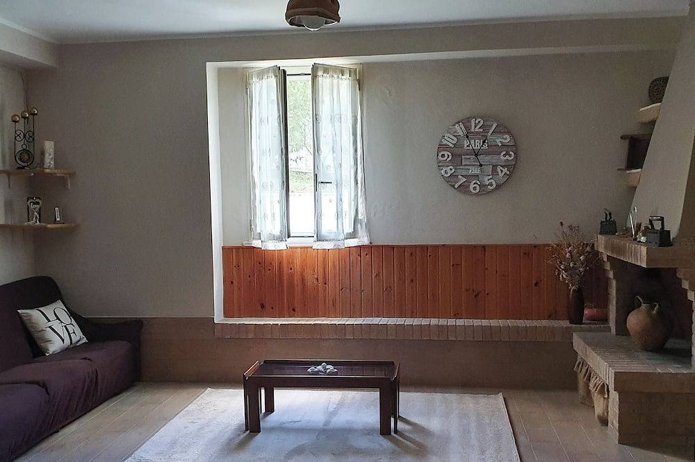 The Lover House - A Charming Retreat Between Nature and Relaxation in Terni, Terni Province