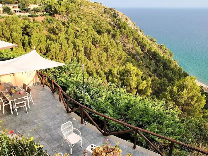 Villa per 7 persone, con balcone a Sperlonga