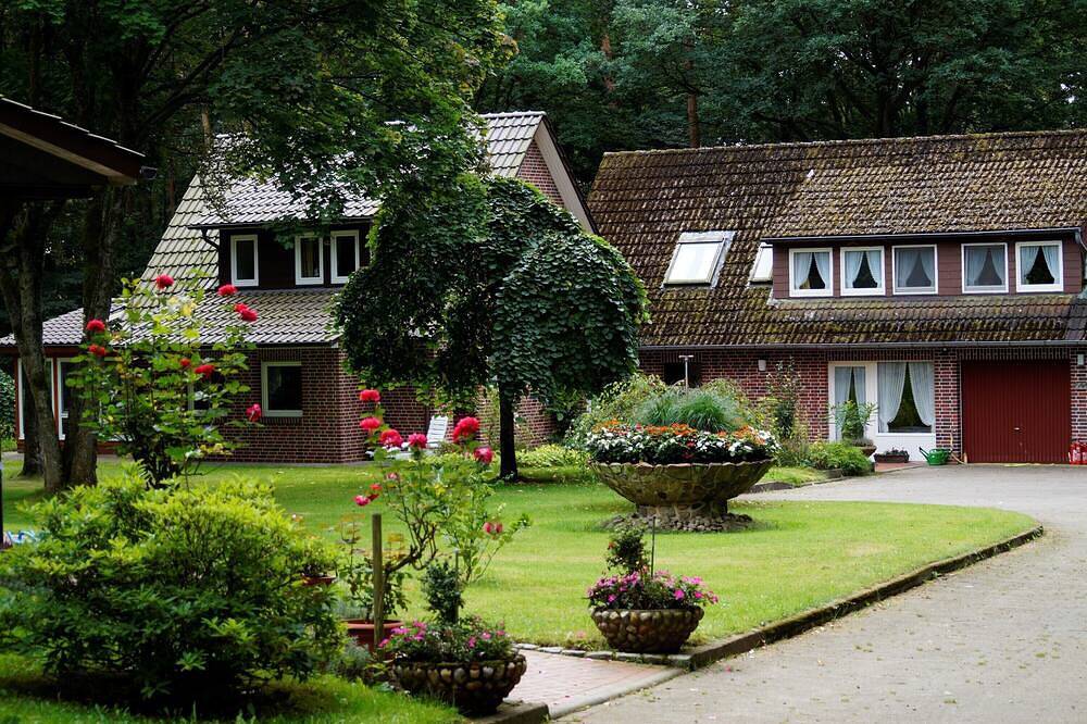 Ganze Wohnung, Ferienwohnungen Wahlers Eg in Bispingen, Nordheide