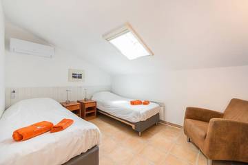 Villa pour 8 Personnes dans Vallon-Pont-d'Arc, Ardèche, Photo 4