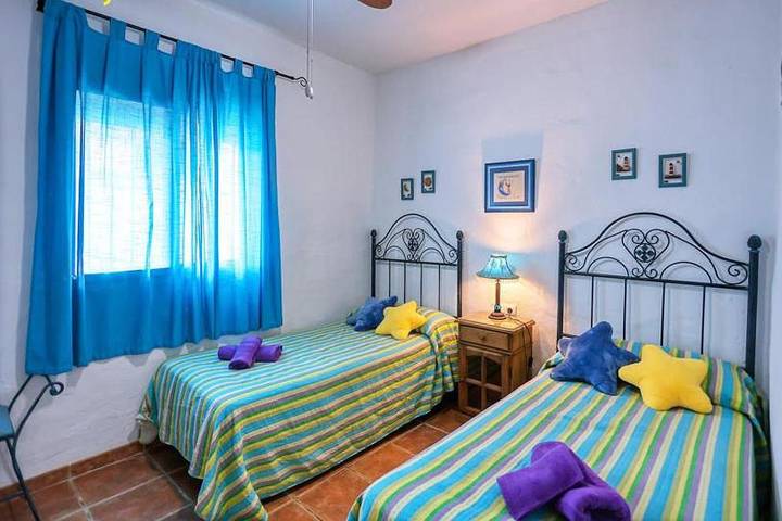 Chalet para 8 personas, con Balcón y Jacuzzi además de Terraza y Jardín en La Janda - 4
