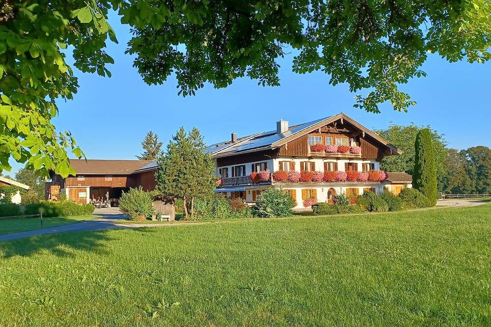 Ganze Wohnung, Ferienwohnung Oberlinner - Oberlinner in Miesbach, Alpenland Tegernsee Schliersee