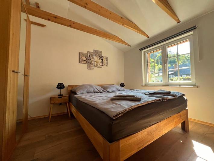 Ferienwohnung für 2 Personen, mit Terrasse und Garten sowie Sauna in Krippen - 4