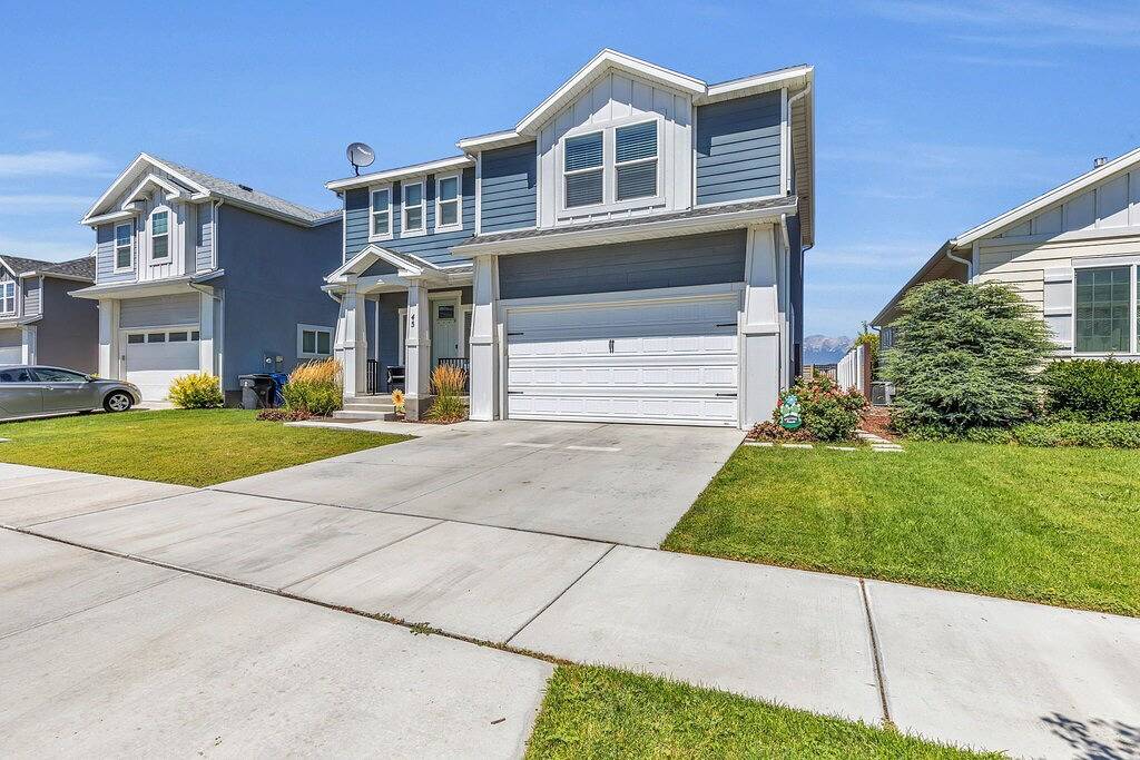 Beautiful 4bed, 3 bath-Vineyard home by Uvu, Byu and Provo Canyon in Vineyard, Utah Lake