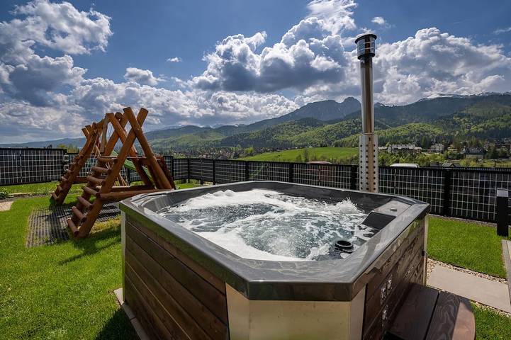 Apartament wakacyjny dla 4 osób, z ogród i jacuzzi - 1