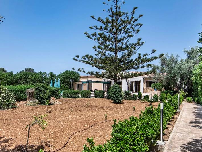Ferienhaus für 8 Personen, mit Pool und Garten in Cala Bona - 2