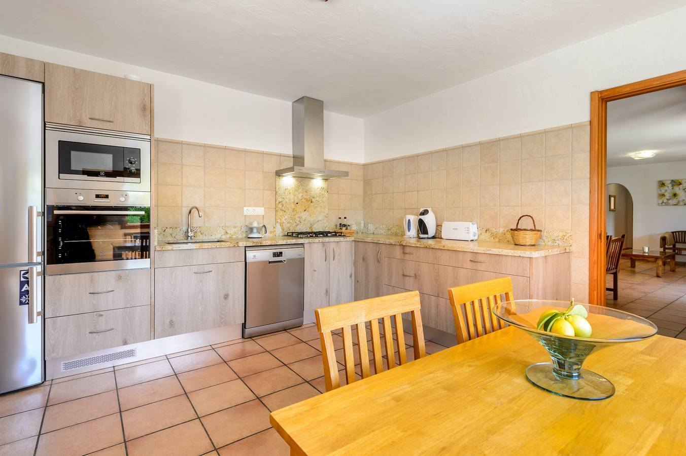 Betoverende Villa "Casa Es Pins" met zwembad, terras, airconditioning & Wi-Fi, foto 8