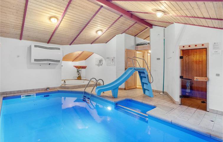 Ferienhaus für 8 Personen mit Terrasse in Bratten, Jerup