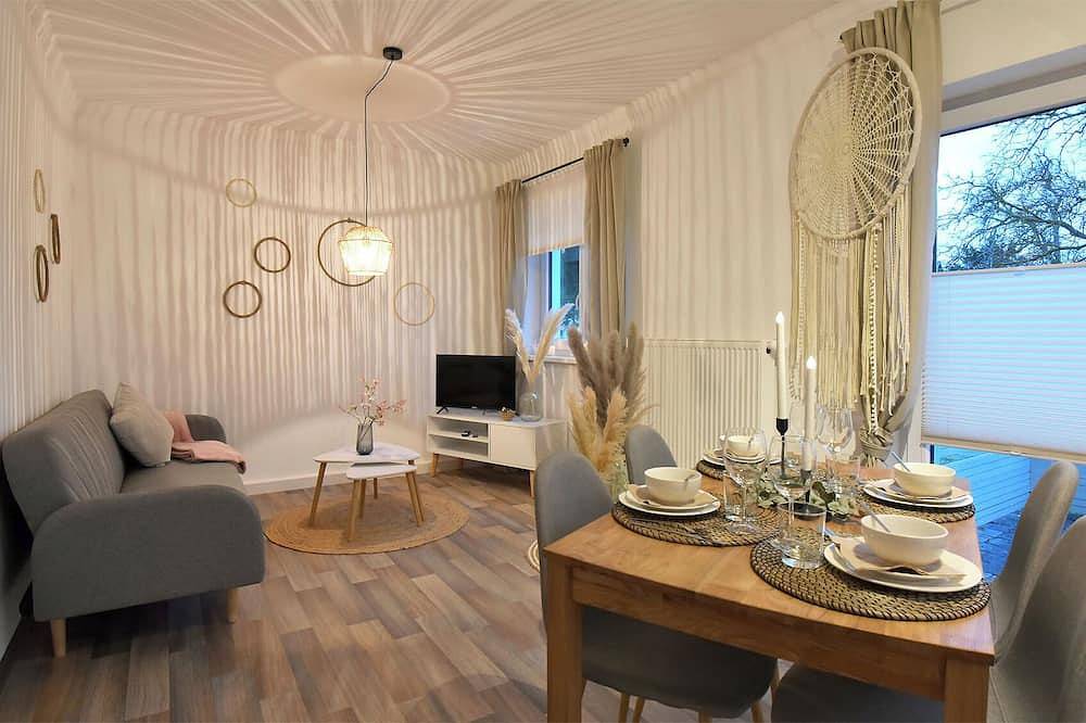 Ganze Wohnung, Ferienwohnung Sonneberg\" mit privater Terrasse und Wlan in Sonneberg, Region Sonneberg