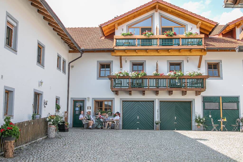 Ferienhof Naderhirn - Bauernhof - Ferienwohnung Heublume in Wegscheid, Ostbayern