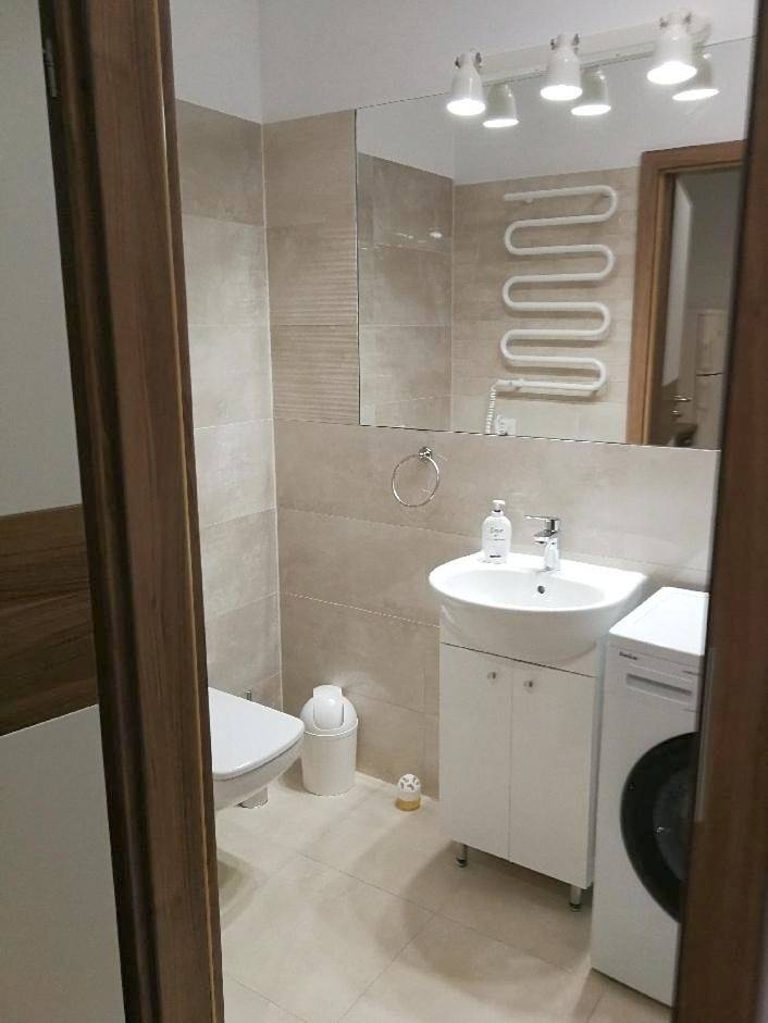 Cały apartament, Domek przy lesie in Oliwa, Gdańsk