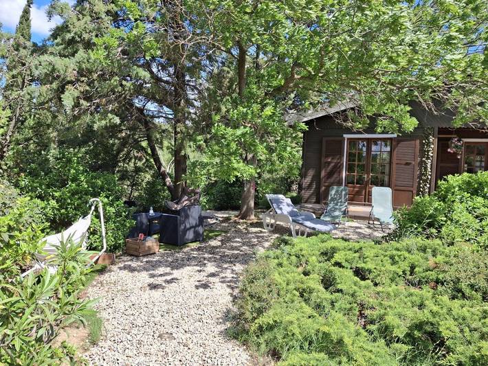 Gîte pour 4 personnes, avec terrasse ainsi que jardin et piscine, animaux acceptés à Fabrezan - 2