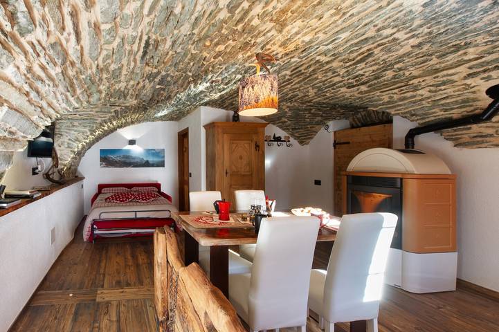 Ferienwohnung für 2 Personen, mit Balkon und Garten sowie Sauna