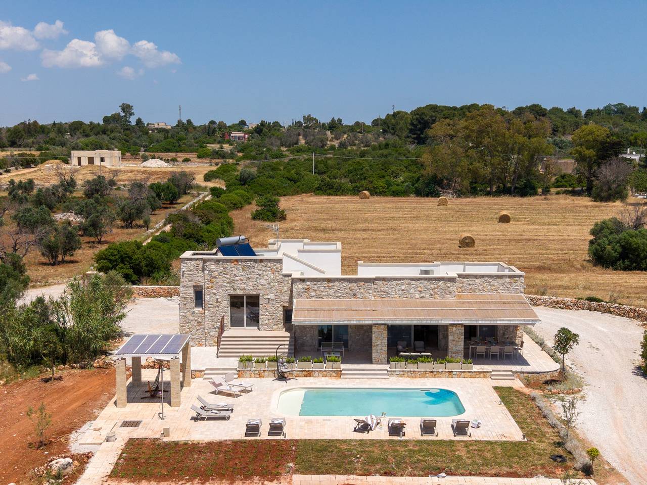 High-end pool villa on 2 levels with sea view in Salve, Gulf of Taranto