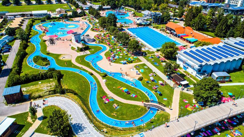 Camping für 5 Personen, mit Sauna und Terrasse sowie Pool, mit Haustier in Slowenien - 4