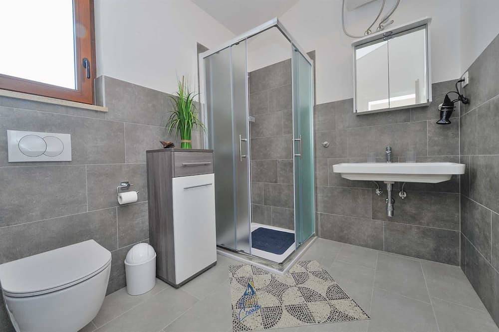Charmante villa met 3 slaapkamers en privézwembad dichtbij de stranden in Novigrad, Mareda