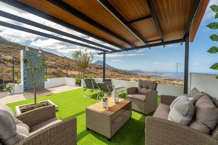 Gîte pour 2 personnes, avec jardin et vue dans Los Menores