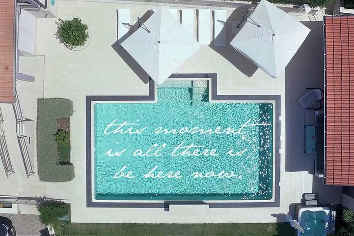 Ferienhaus für 12 Personen, mit Balkon und Whirlpool sowie Garten