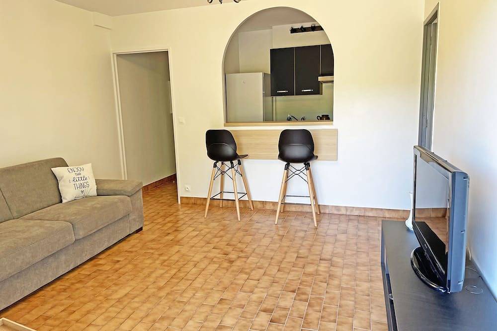 Apartamento entero, Superb apartment in Collioure, terrace, pool and tranquillity in La Côte Vermeille, Colliure
