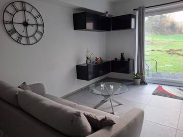 Gîte pour 2 personnes, avec vue et jardin dans Arlon