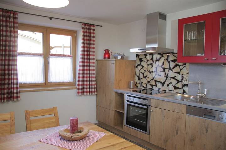 Hütte für 3 Personen, mit Terrasse und Garten in Rettenberg