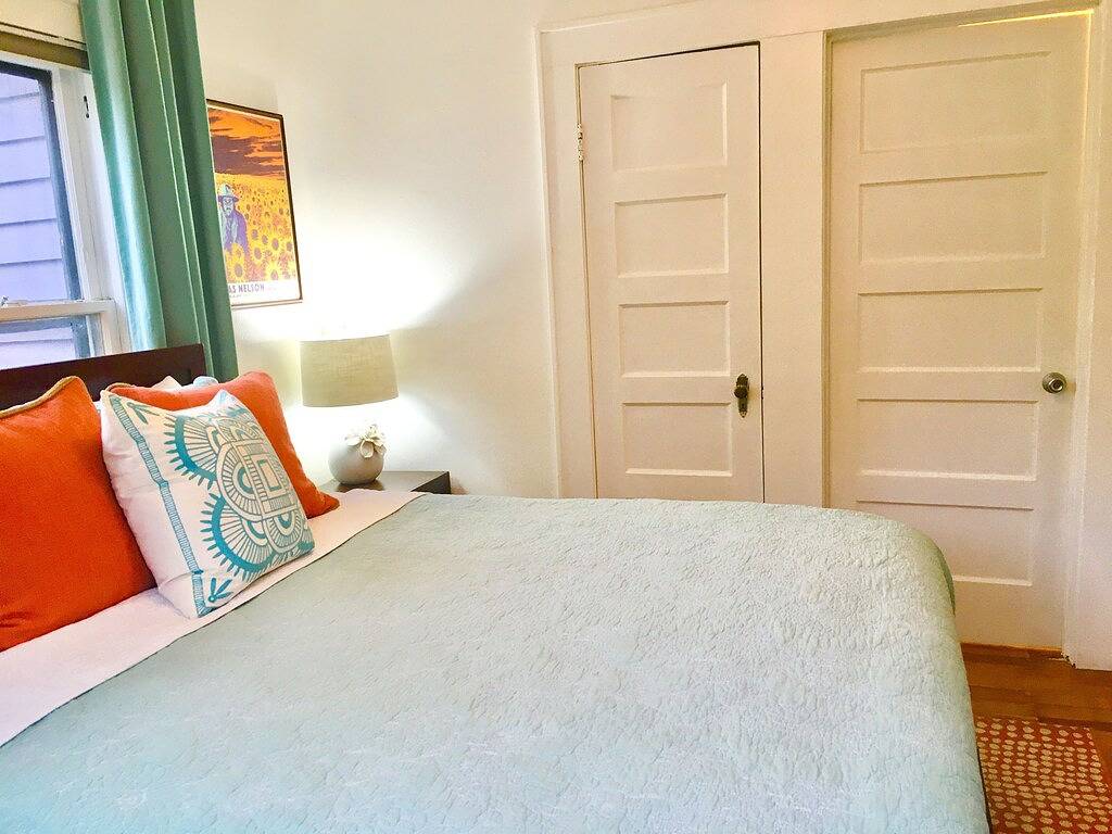 Neue Auflistung! Entzückender 6th Street Bungalow in Austin, Travis County