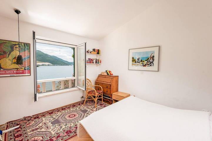 Haus direkt am Meer, privater Strand Mieten nur von Samstag auf Samstag in Klek, Dubrovnik-Neretva