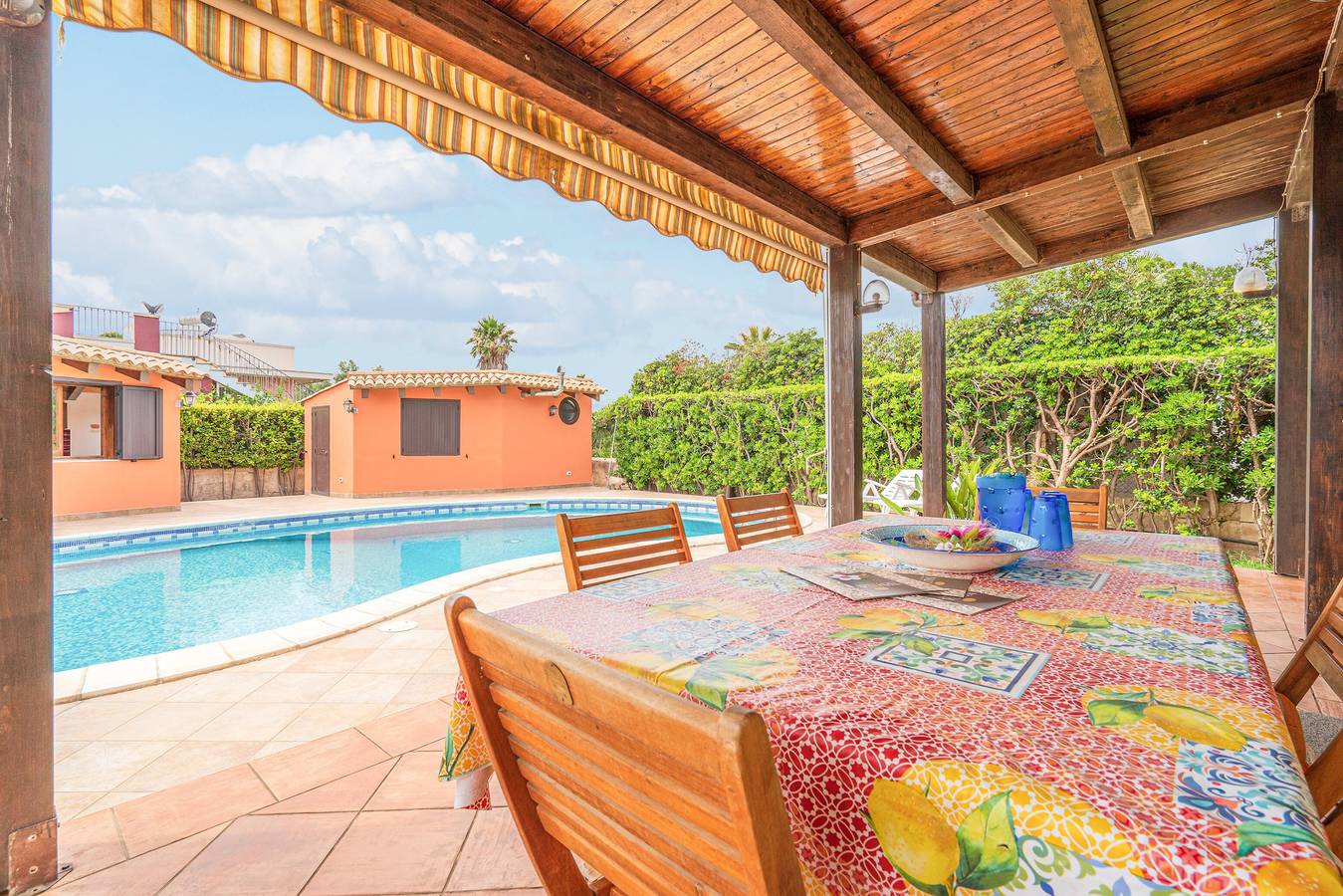 Villa 'Raffa' met Uitzicht op Zee, Wifi en Airconditioning in Avola, Provincie Syracuse
