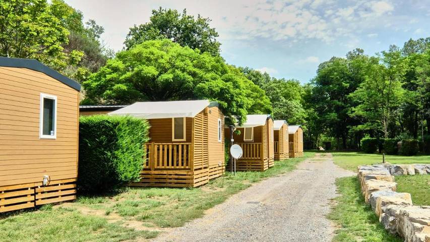 Location de vacances pour 6 personnes, avec piscine à Lussas - 2