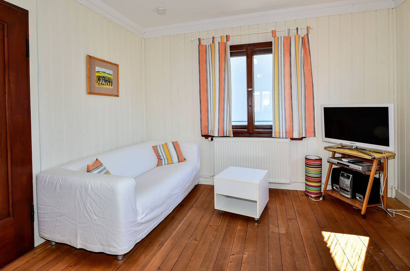 Ferienhaus 'Kunterbunt' mit privater Terrasse, Gemeinschaftsgarten und Wi-Fi in Bad Schachen, Lindau