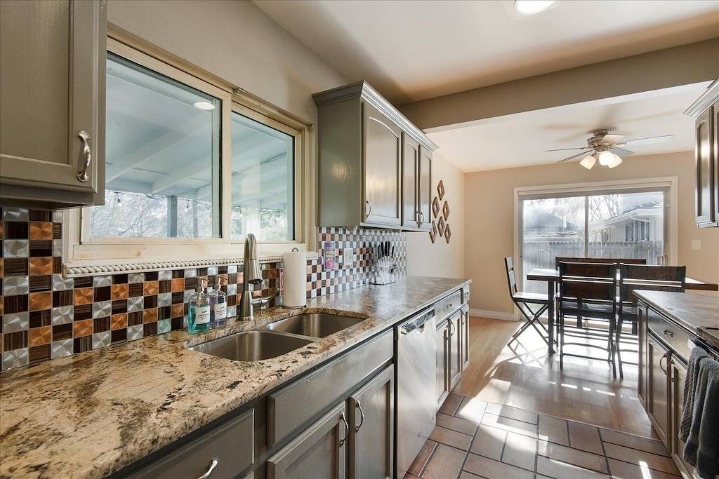 Spacious Homestead • 3 Baths • Game Den • Yard in Centennial, Arapahoe County