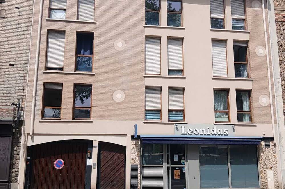 Appartement entier, Studio lumineux à 5 minutes de Versailles in Chaville, Hauts-de-Seine