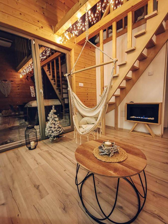 Apartament wakacyjny dla 4 osób, z Taras i Jacuzzi oraz Ogród i Widok w Grywałd