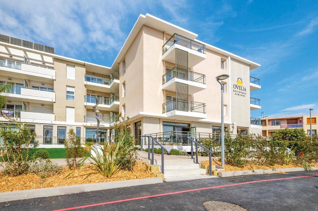 Appartement entier, One-Bedroom Apartment in Fréjus, Côte méditerranéenne (France)