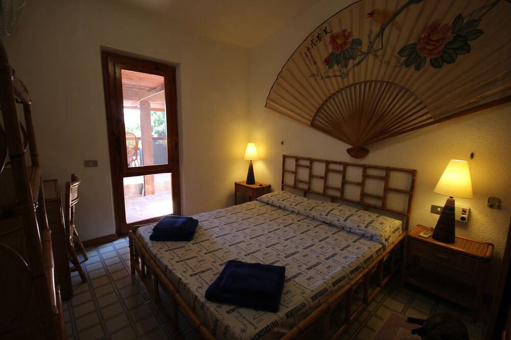 Große Villa mit Meerblick,strandnah,ruhig,Klima,Wifi,10 Pers. in Torre delle Stelle, Maracalagonis