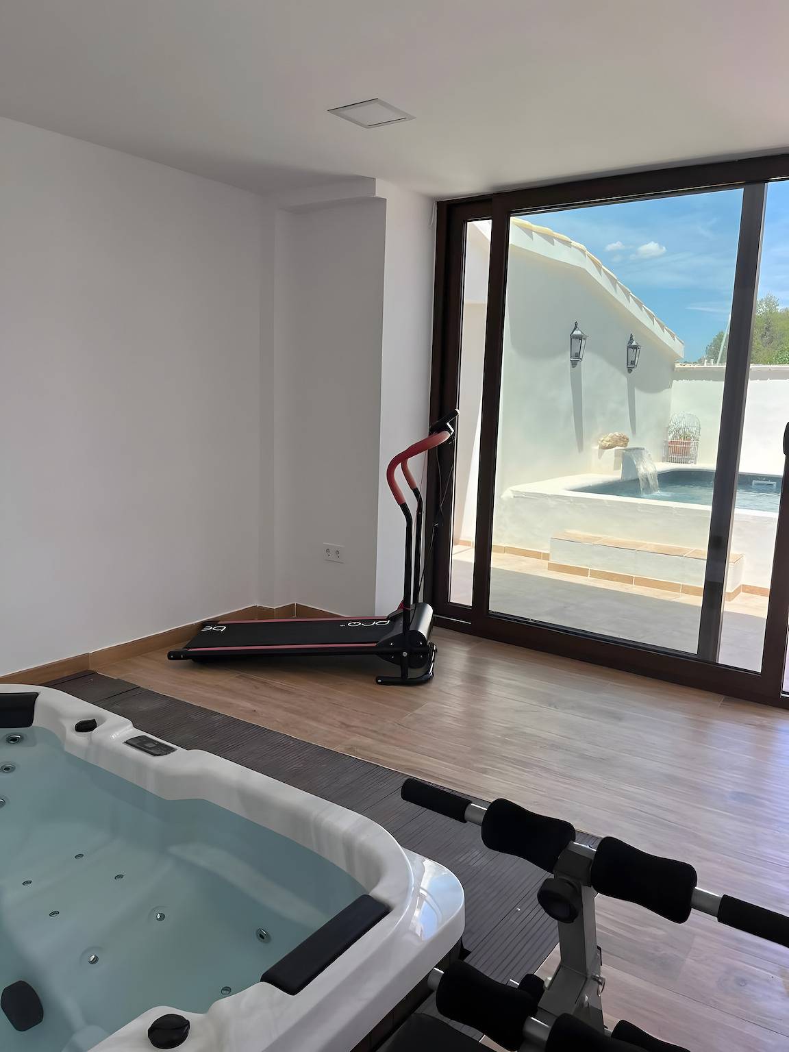 Appartement « Alojamiento Rural Villa Pedrón » avec piscine privée, terrasse et Wi-Fi in Cortes de Pallás, Province de Valence