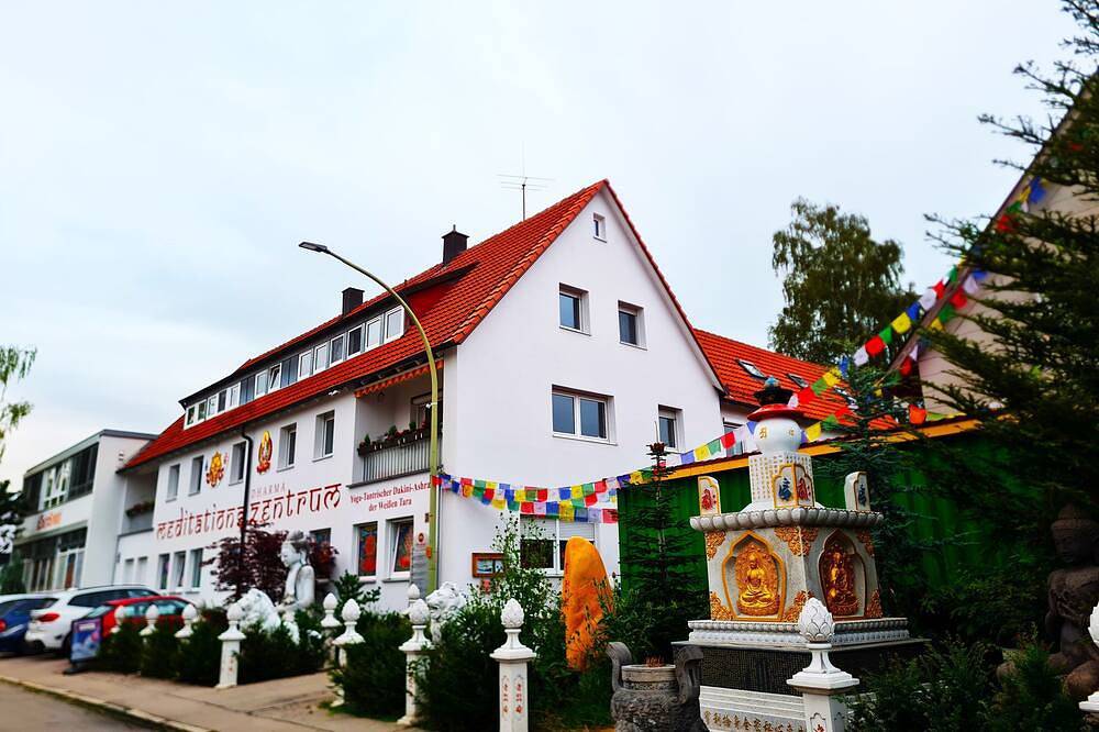 Grüne Tara Zimmer im Tantrischen Kloster in Kaufbeuren, Bayerisch Schwaben