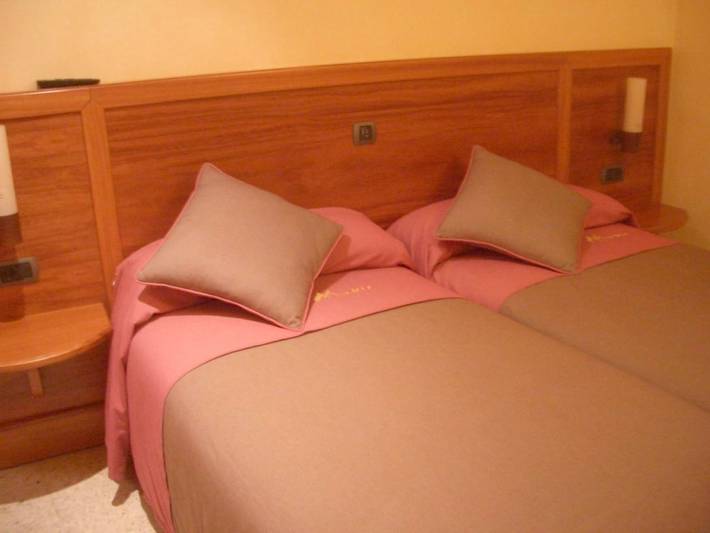 Gîte pour 2 personnes, avec vue et terrasse à Alins - 3