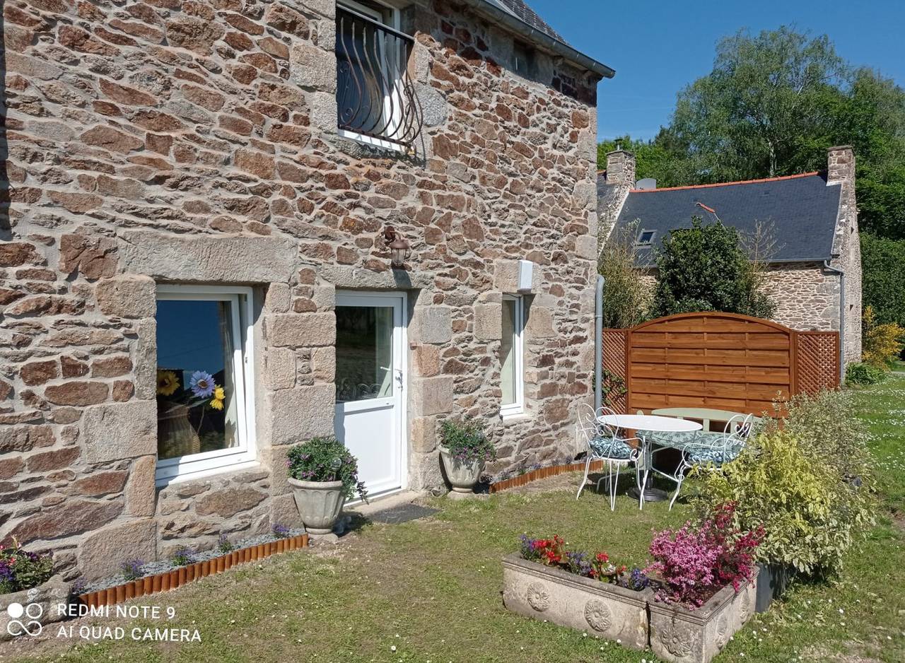 Charmant cottage au centre de la Côte d'Émeraude in Pluduno, Région de Dinan