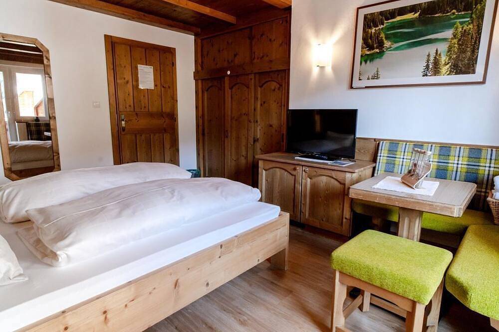 Doppelzimmer Comfort - Alpengasthof Hohe Burg in Stubaier Alpen, Trins