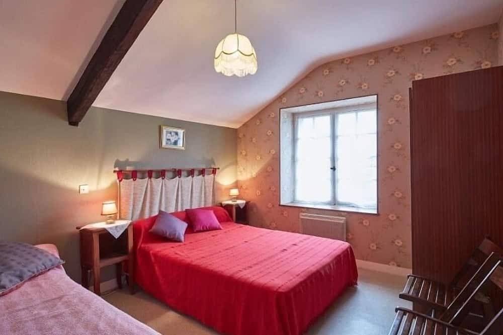Charmante Maison Familiale à la Campagne, Proche Forêt, avec Wifi, Ping-Pong et Panier de Basket in Le Gâvre, Région de Châteaubriant